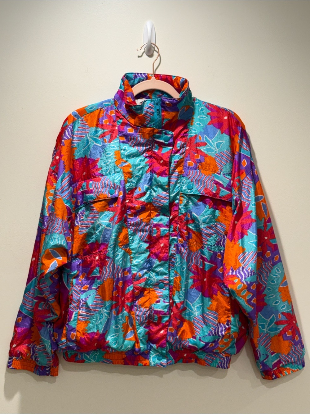 Vintage 90s Avia Sportif Colorful Nylon Windbreaker Jacket Large